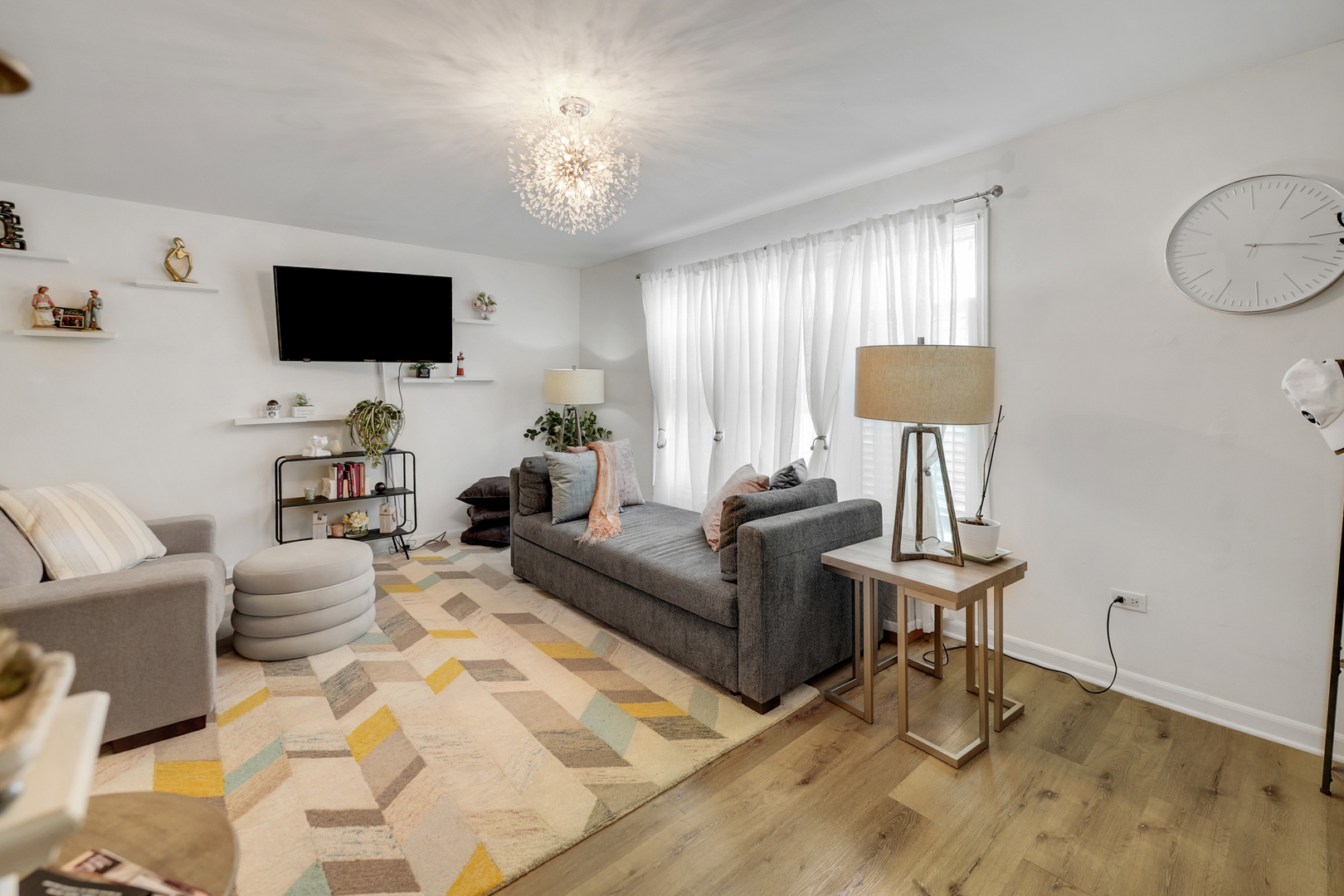 18527 Harwood Avenue 1a Property Photo 5