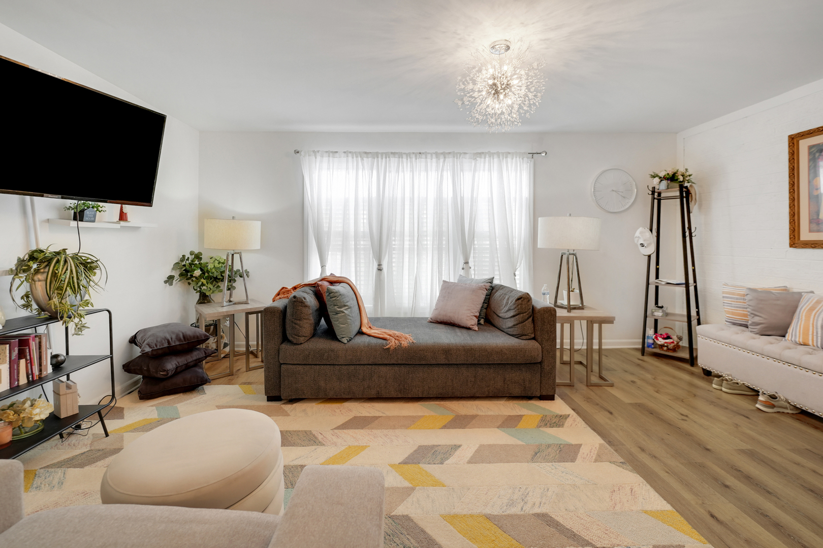 18527 Harwood Avenue 1a Property Photo 9