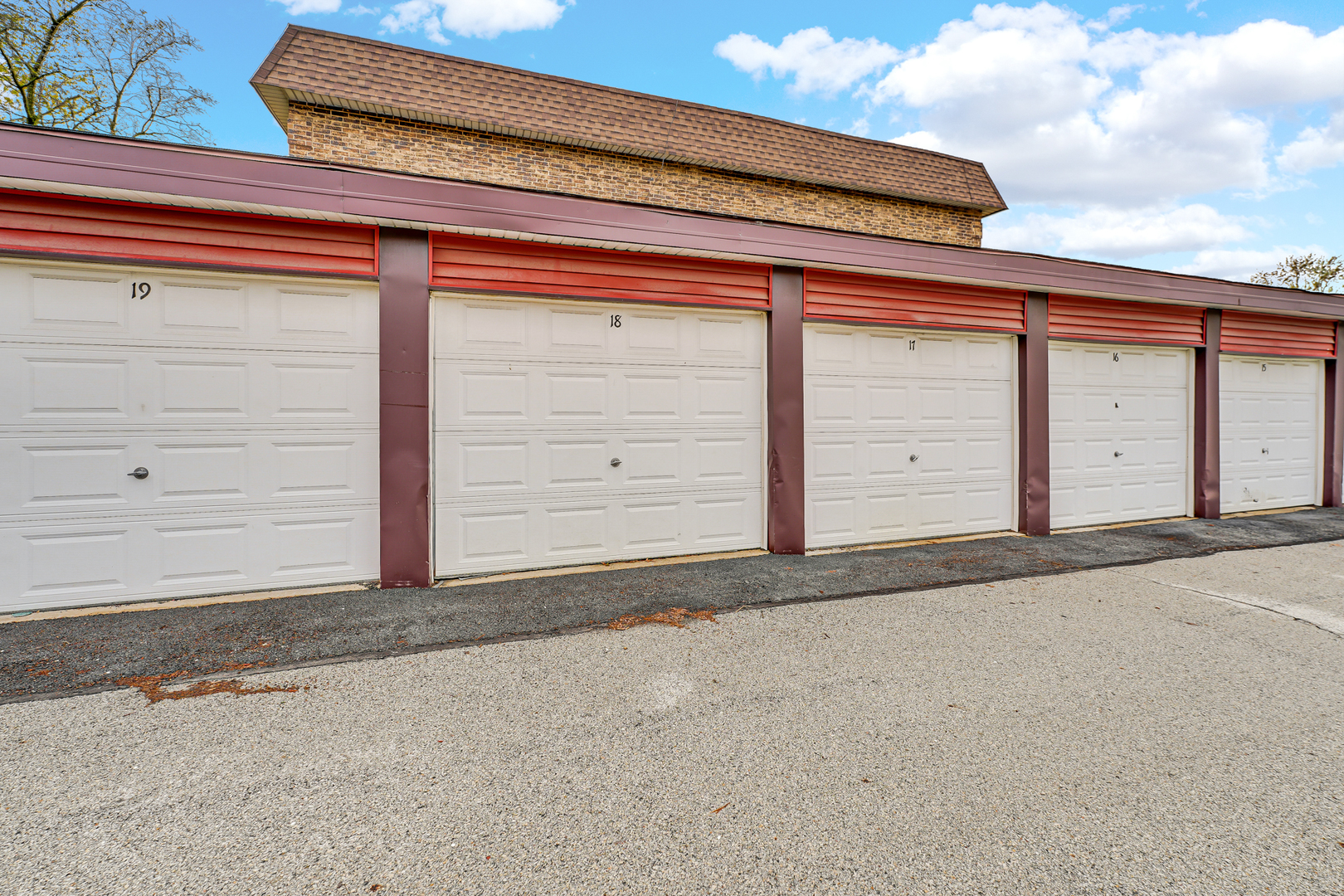 18527 Harwood Avenue 1a Property Photo 21