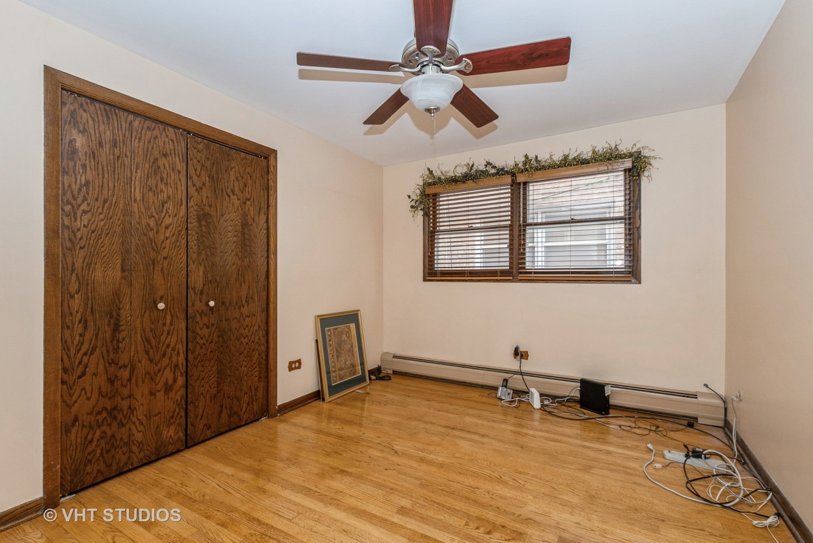 6004 S Kolmar Avenue Property Photo 9