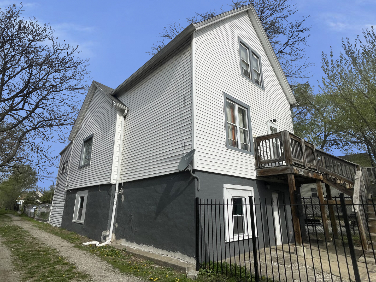 7340 S Maryland Avenue Property Photo 8