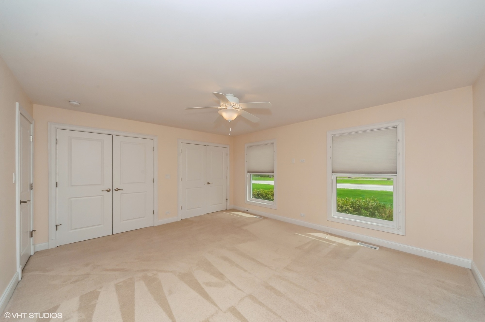 380 Deerpath Square Property Photo 24