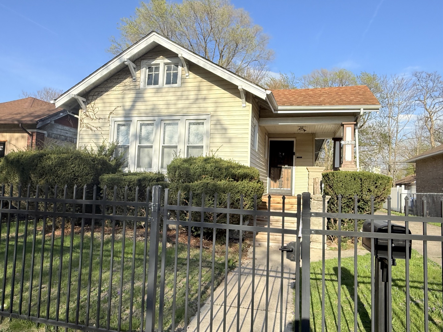 11221 S Parnell Ave Property Photo 1