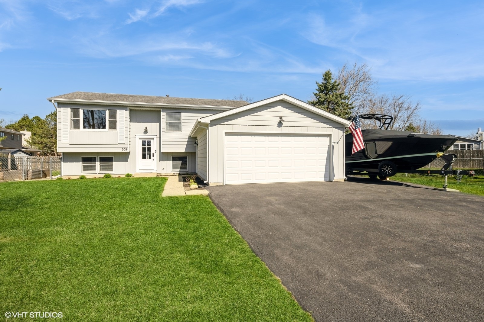 208 Chelsea Circle Property Photo