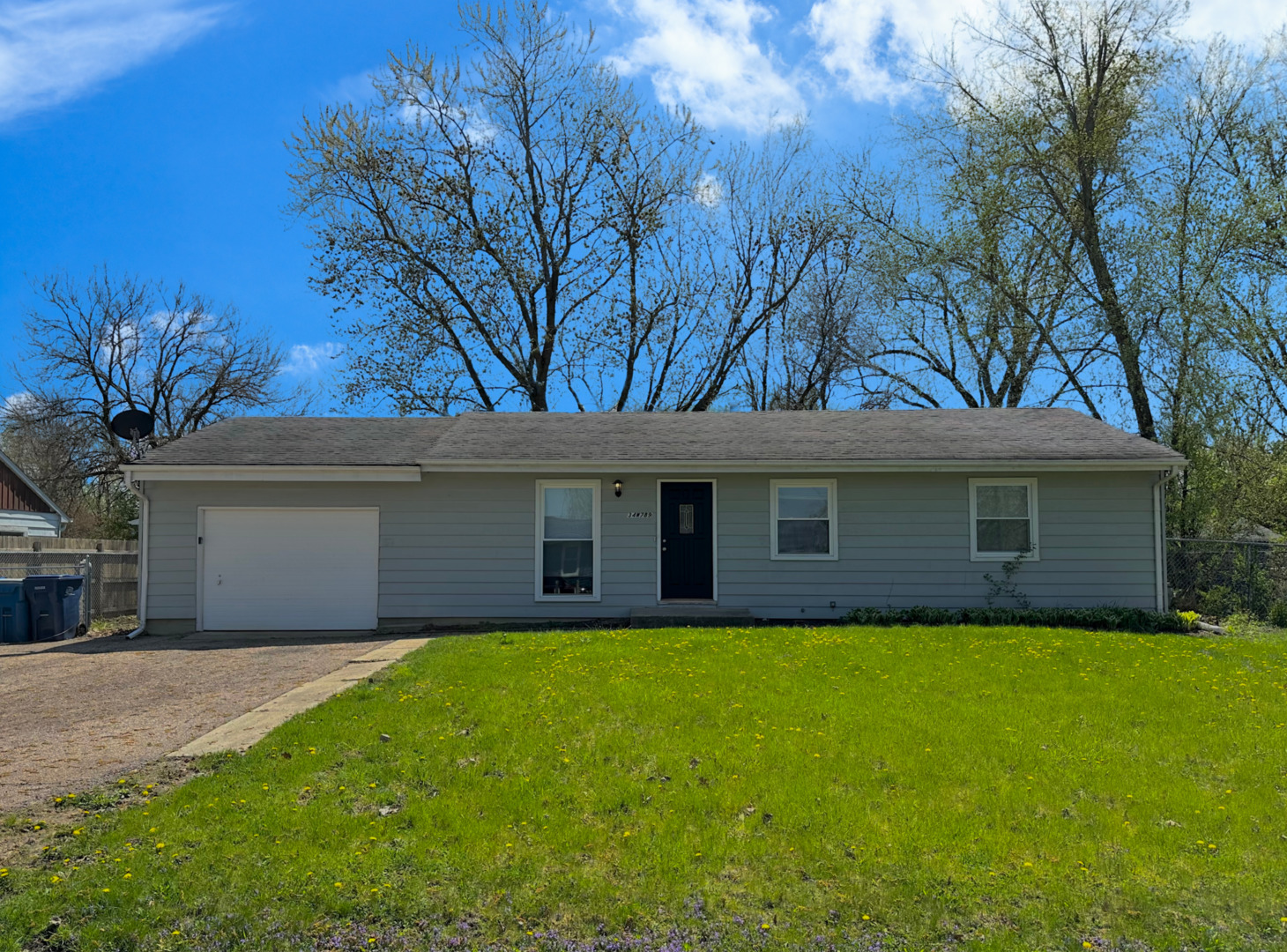34w789 S James Drive Property Photo 1