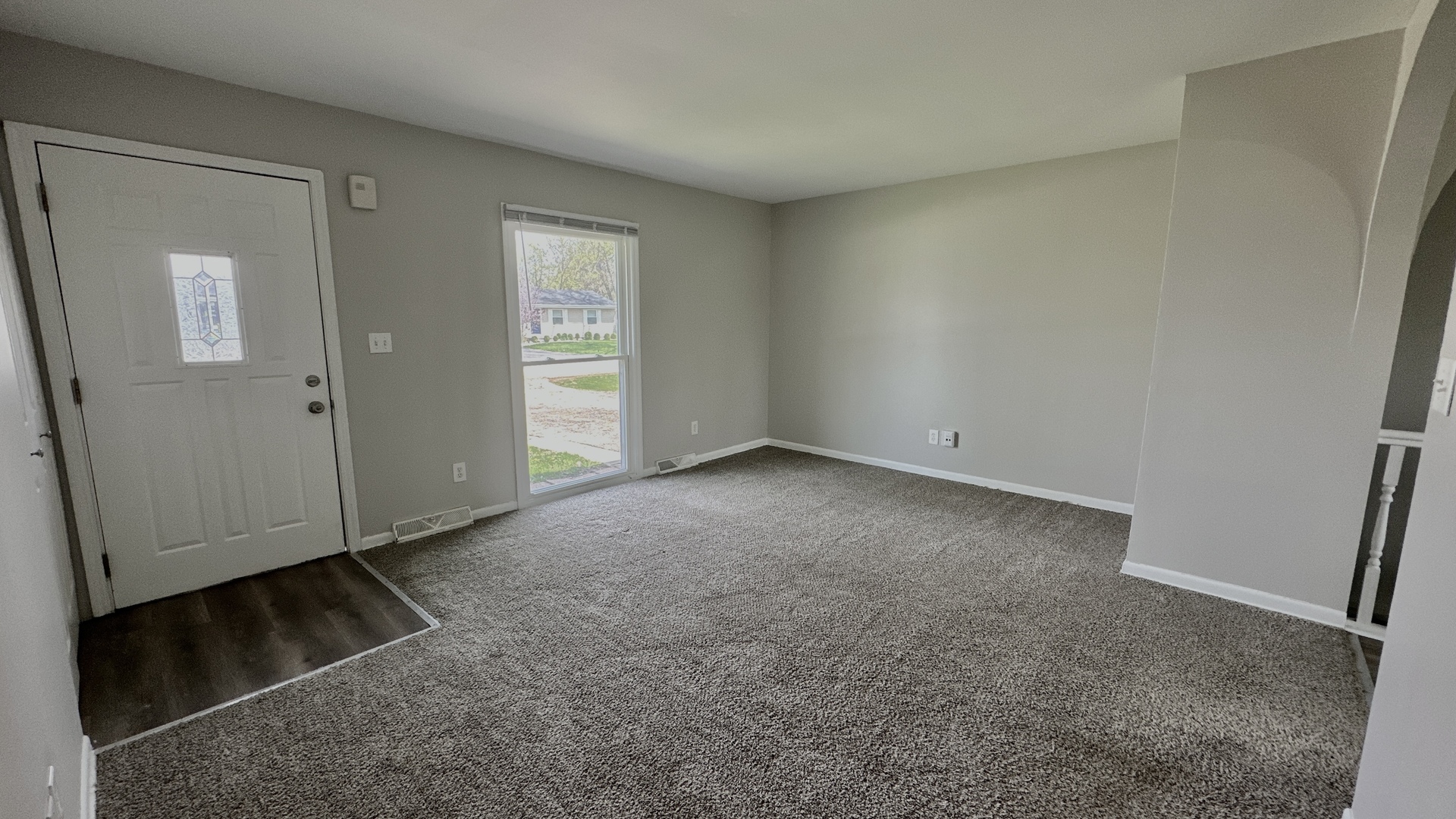 34w789 S James Drive Property Photo 4