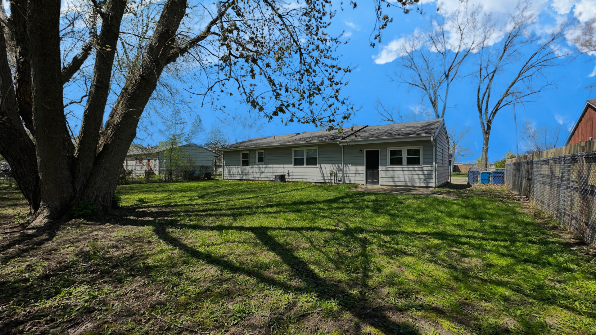 34w789 S James Drive Property Photo 14