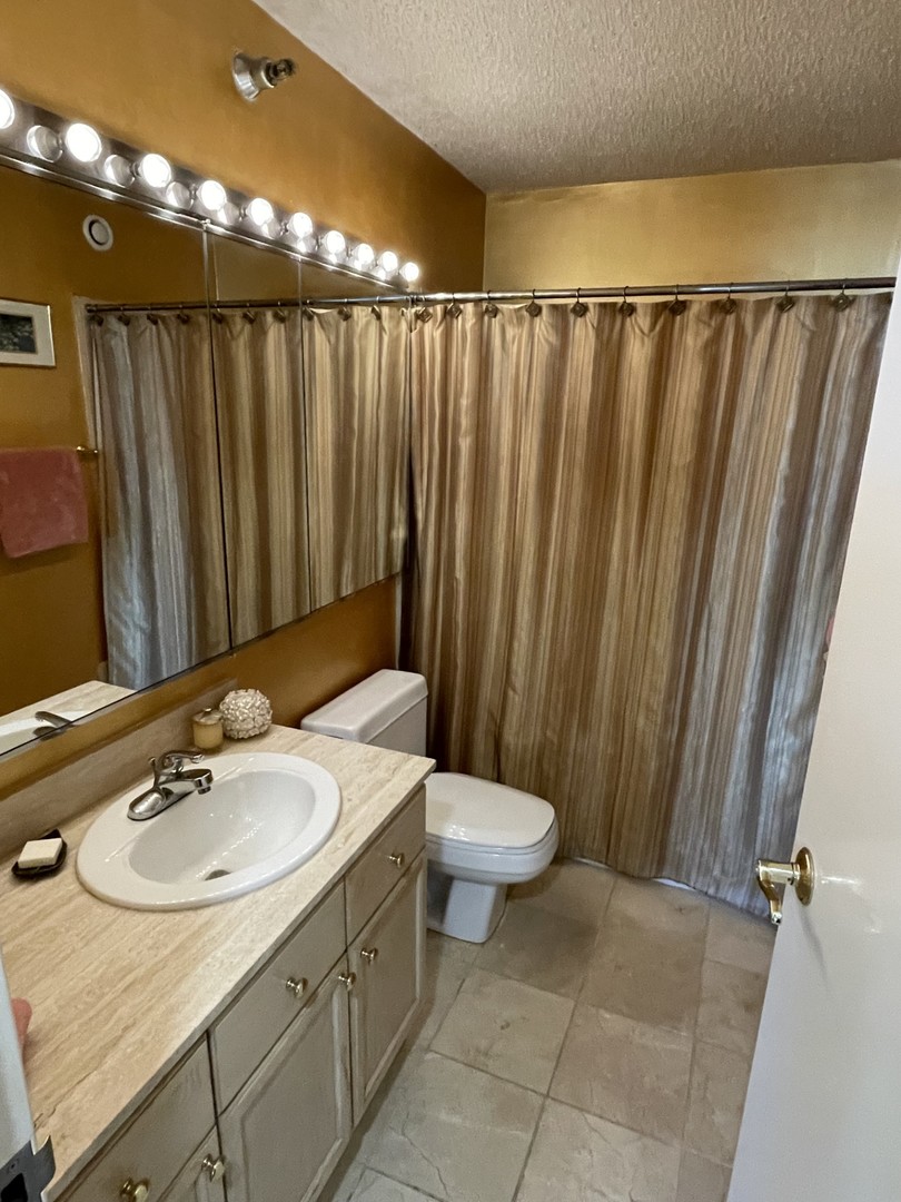 195 N Harbor Drive 4908 Property Photo 19