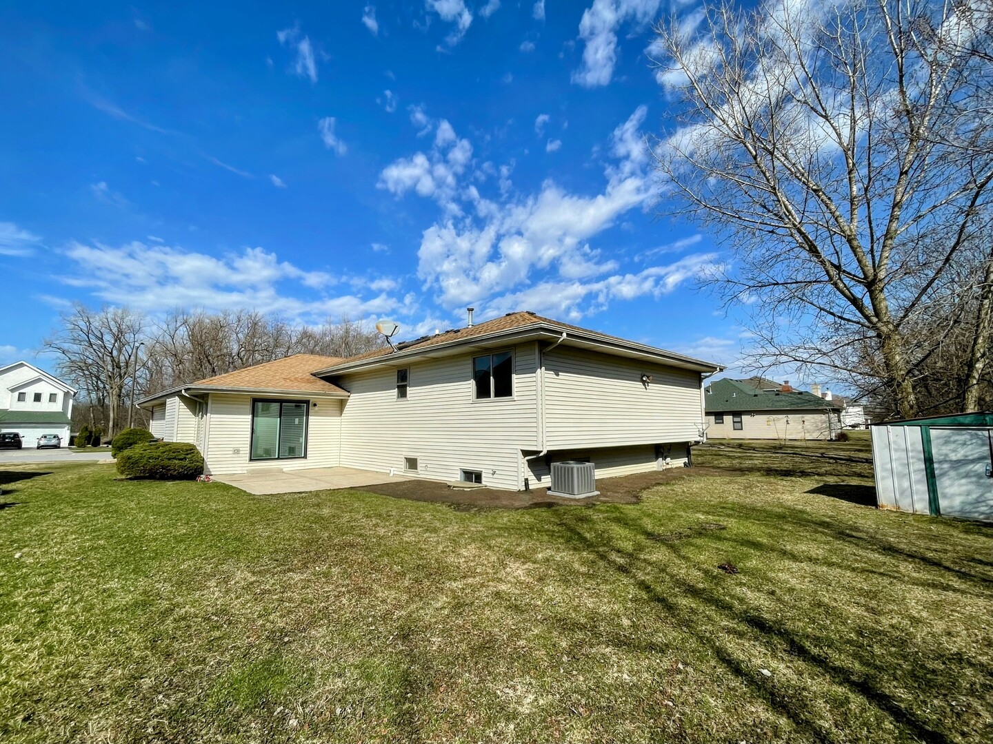 425 Tamarack Street Property Photo 2