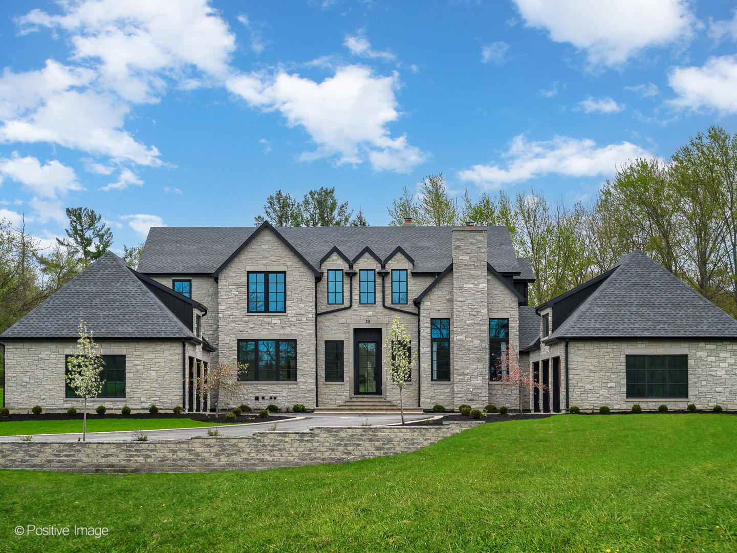 20 Creekside Lane Property Photo