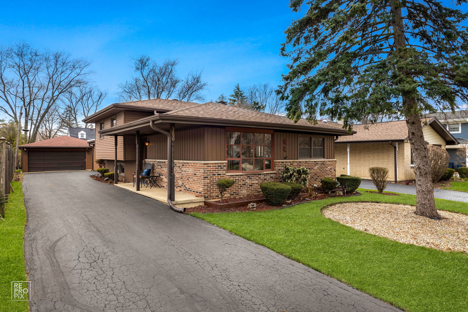 5890 Alabama Avenue Property Photo