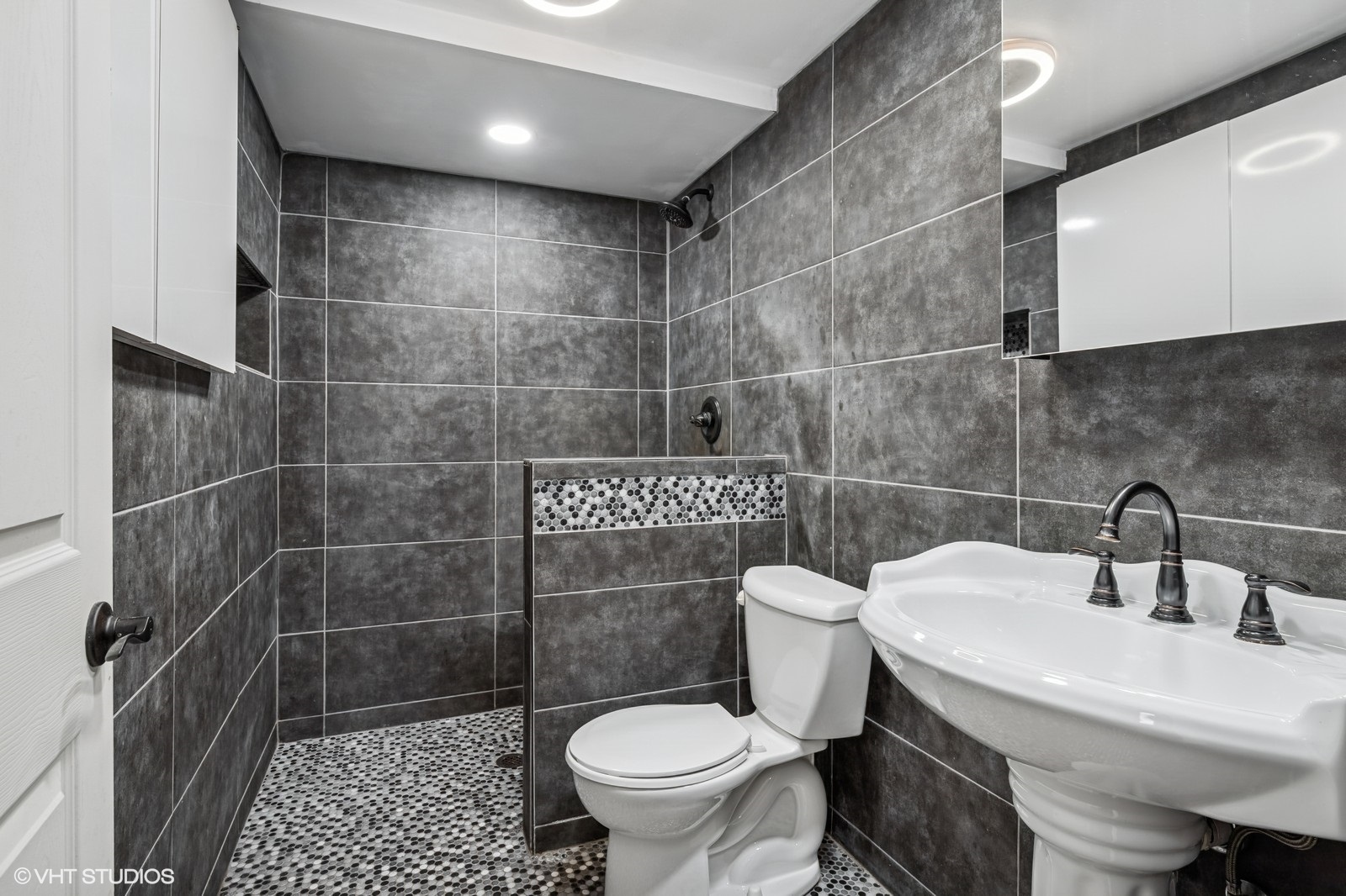 184 A River Road Property Photo 43