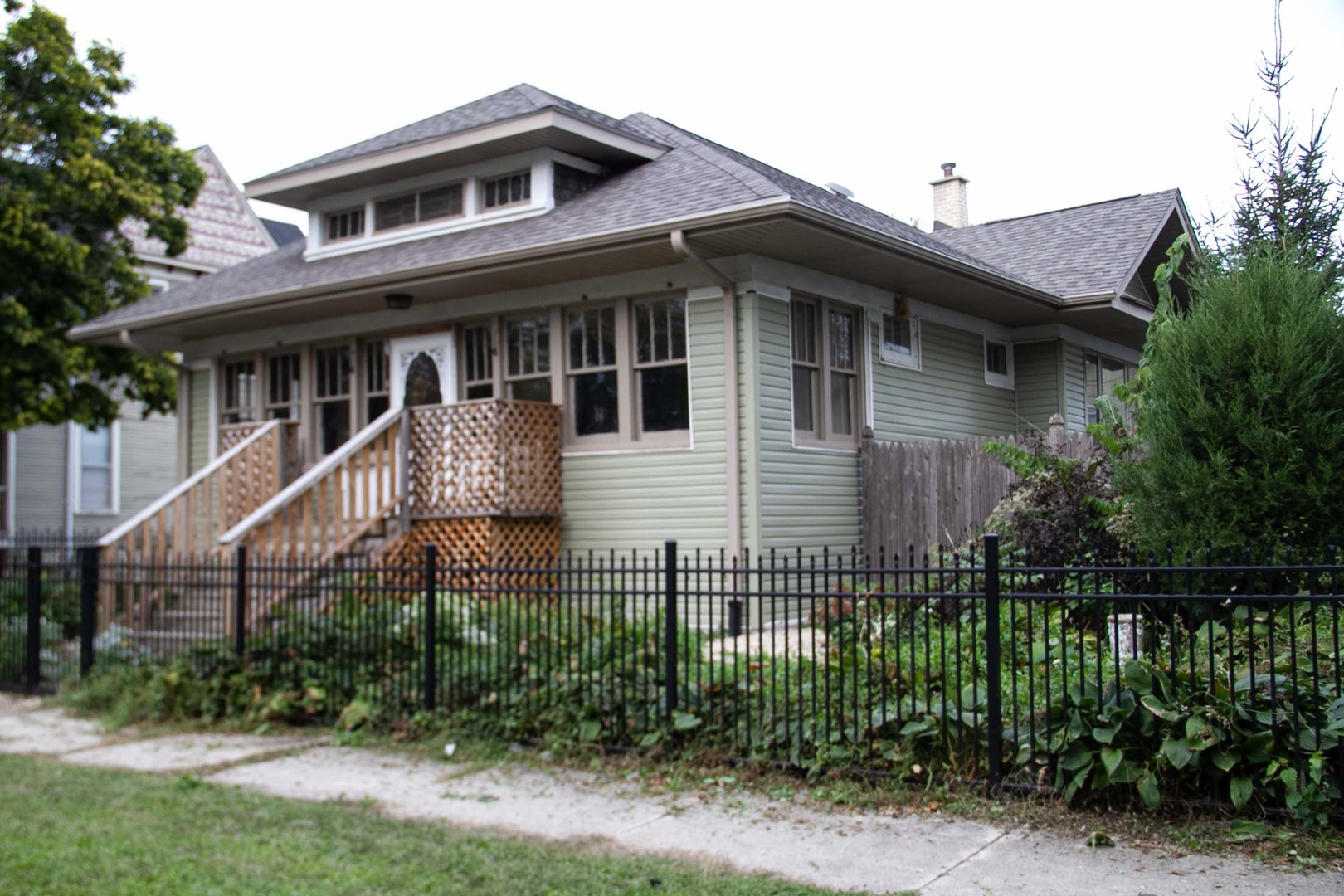 510 N Raynor Avenue Property Photo 1