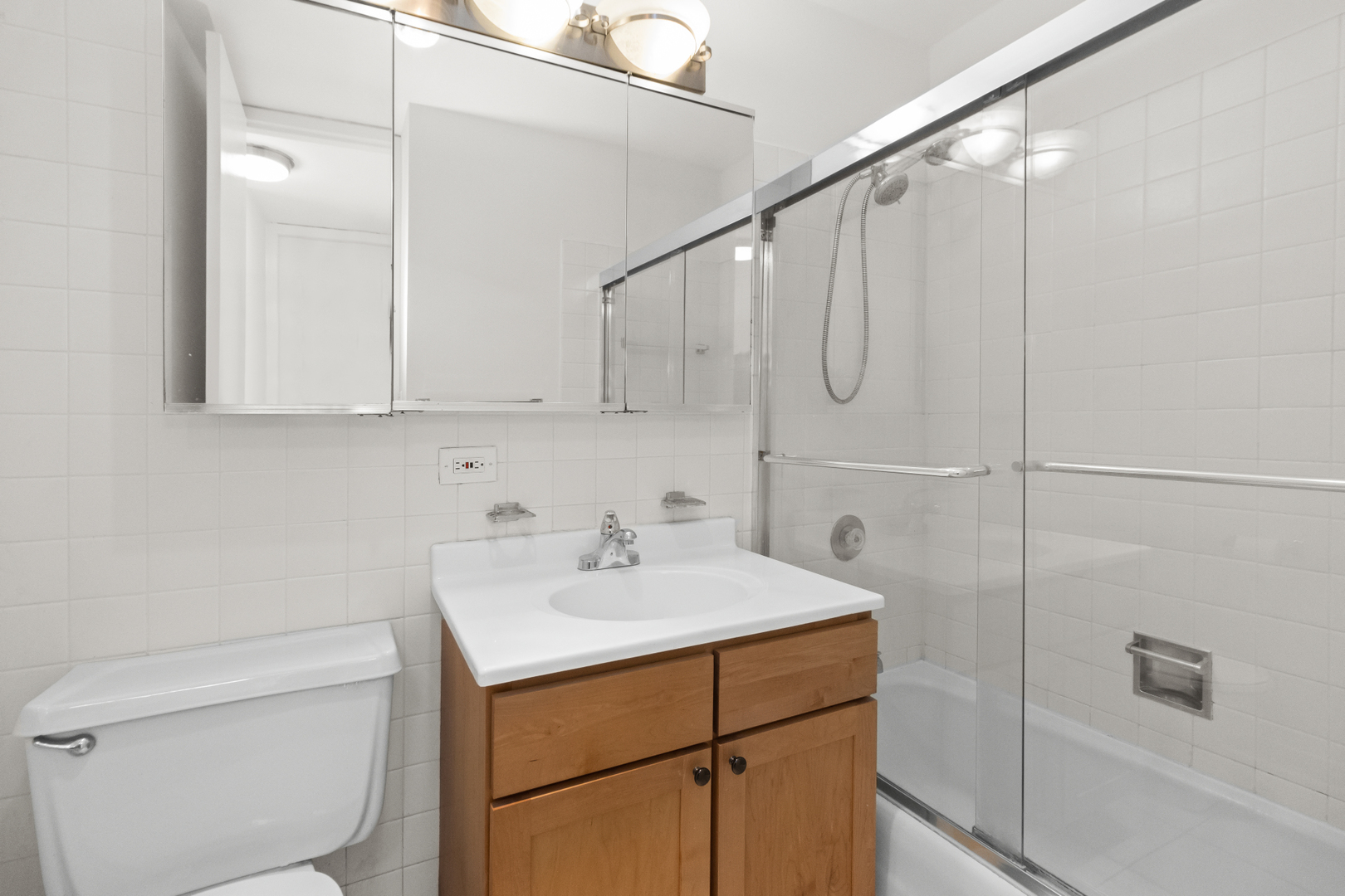 655 W Irving Park Road 4417 Property Photo 14