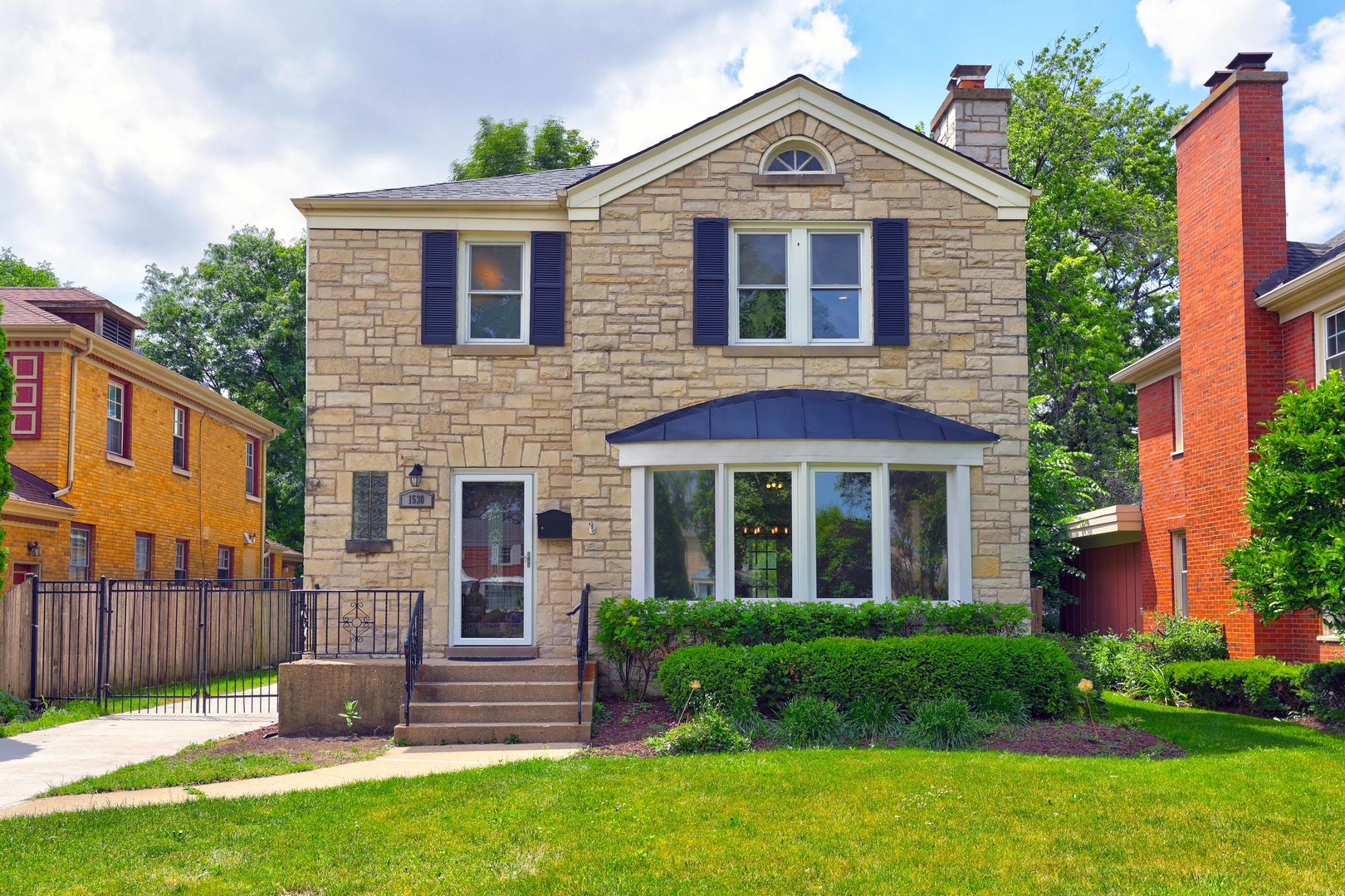 1530 Ashland Avenue Property Photo 1