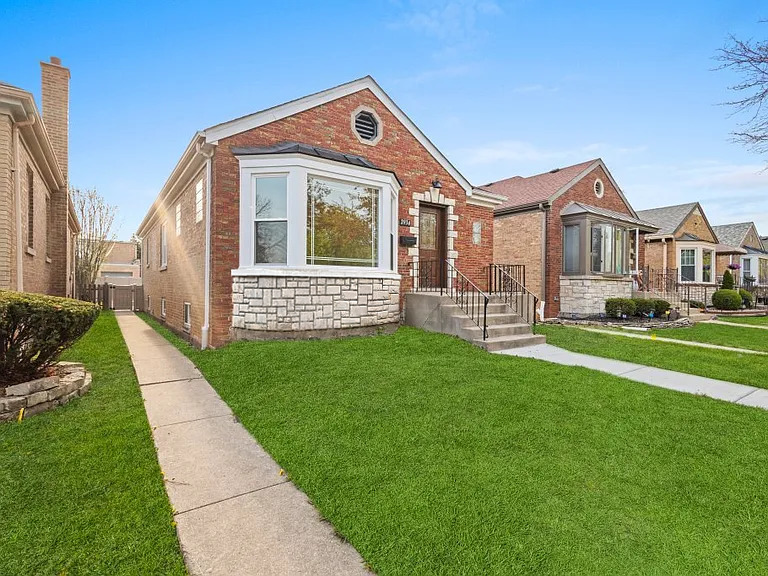 2934 Maple Avenue Property Photo