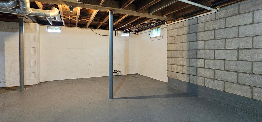 412 E 5th Street Property Photo 15
