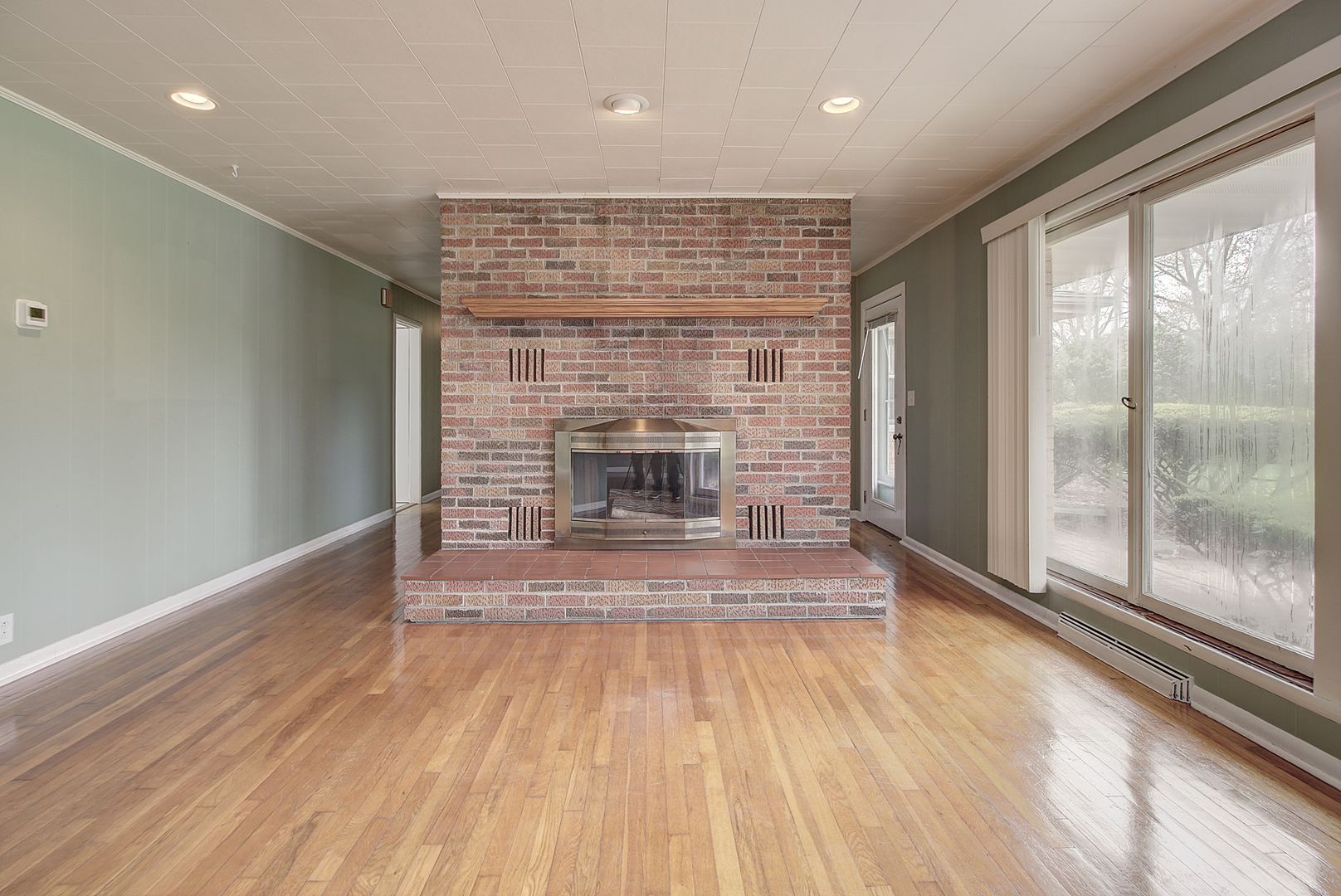 14521 S Naperville Road Property Photo 6
