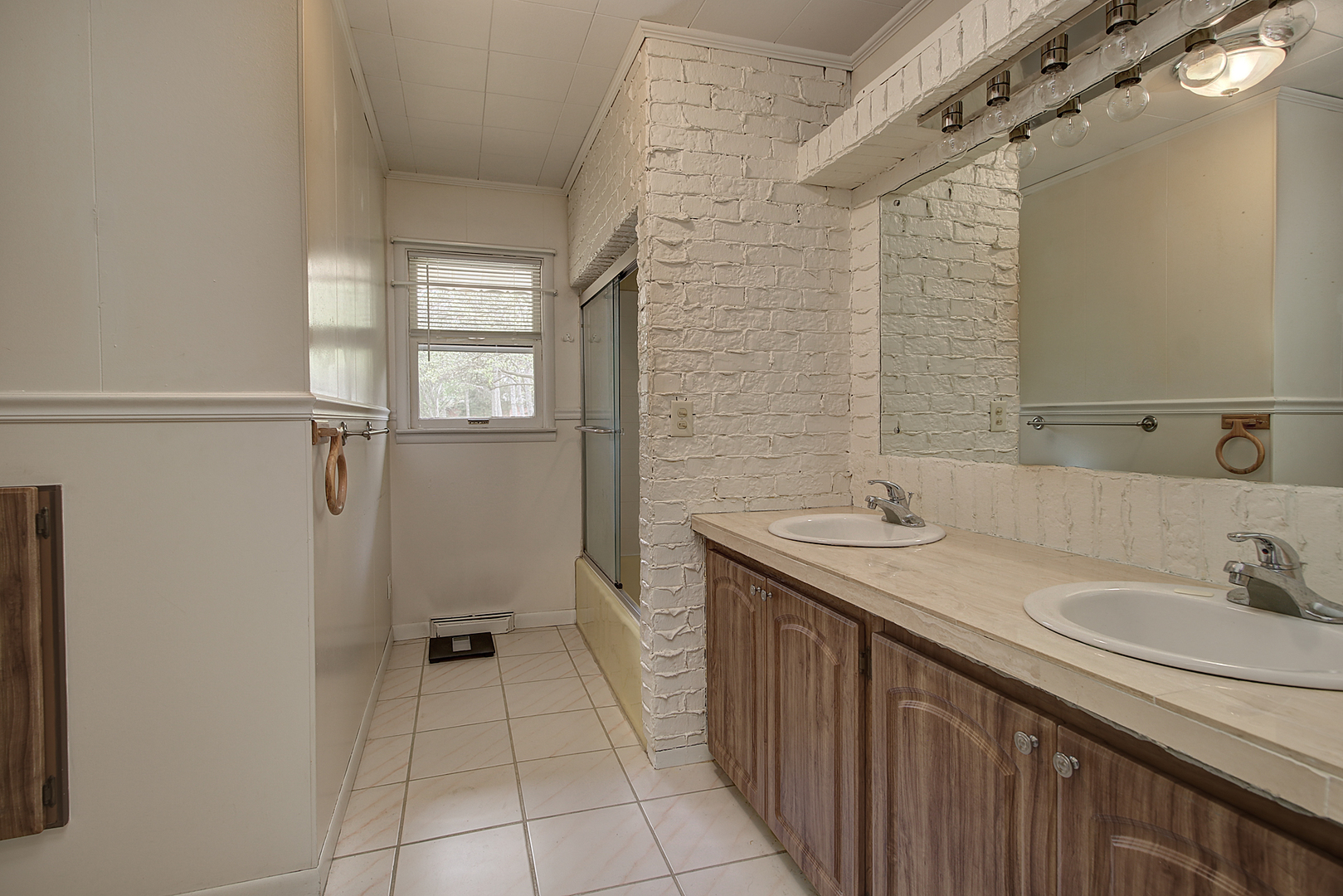 14521 S Naperville Road Property Photo 18