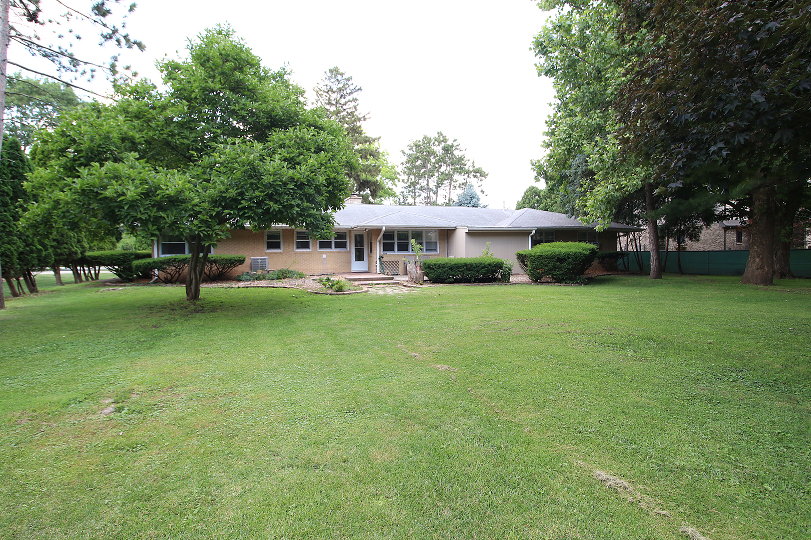 14521 S Naperville Road Property Photo 23