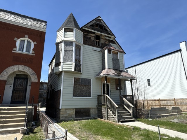 6352 S Evans Avenue Property Photo 1