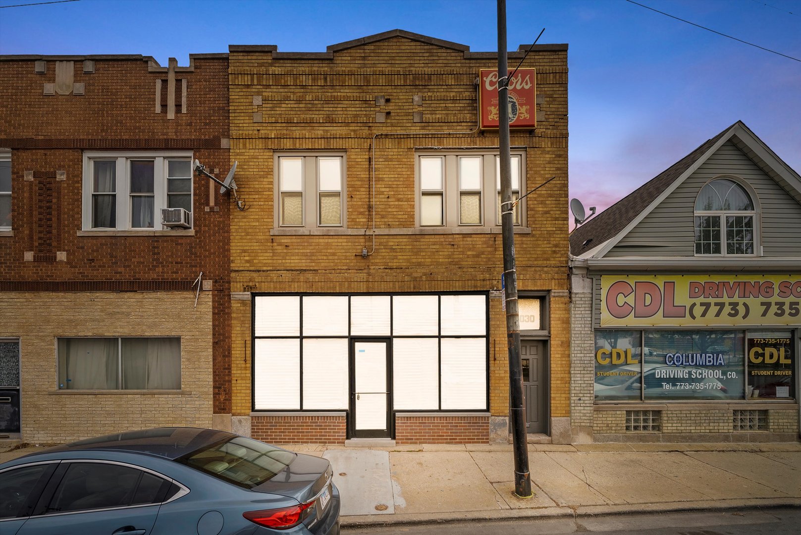 5030 S Archer Avenue Property Photo 3