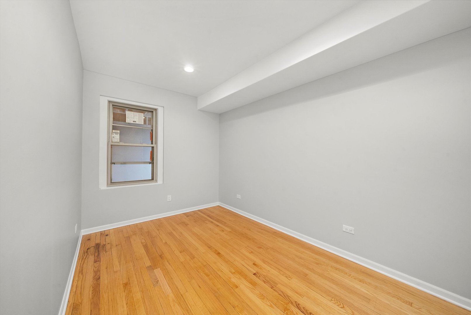 5030 S Archer Avenue Property Photo 20