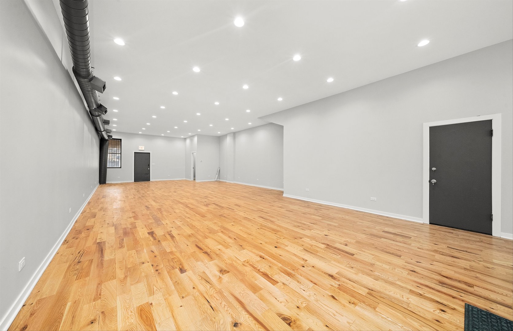5030 S Archer Avenue Property Photo 29
