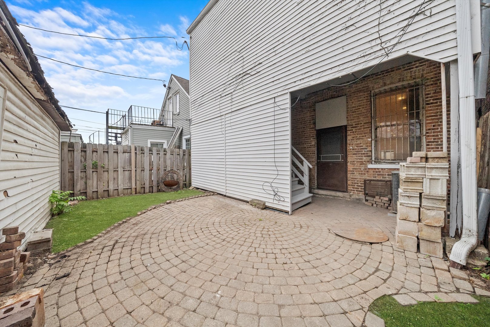 5030 S Archer Avenue Property Photo 38