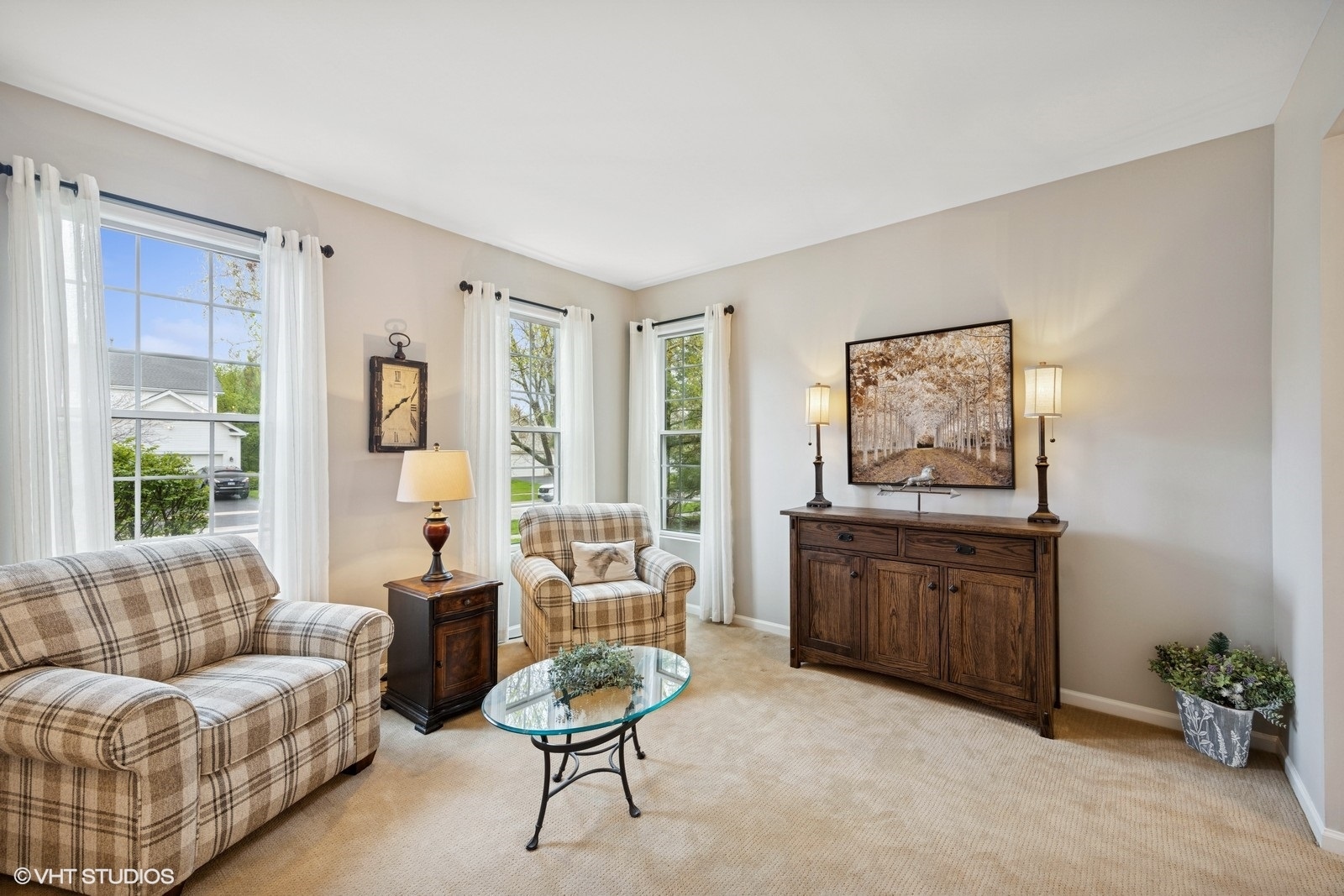 435 Revere Drive Property Photo 4