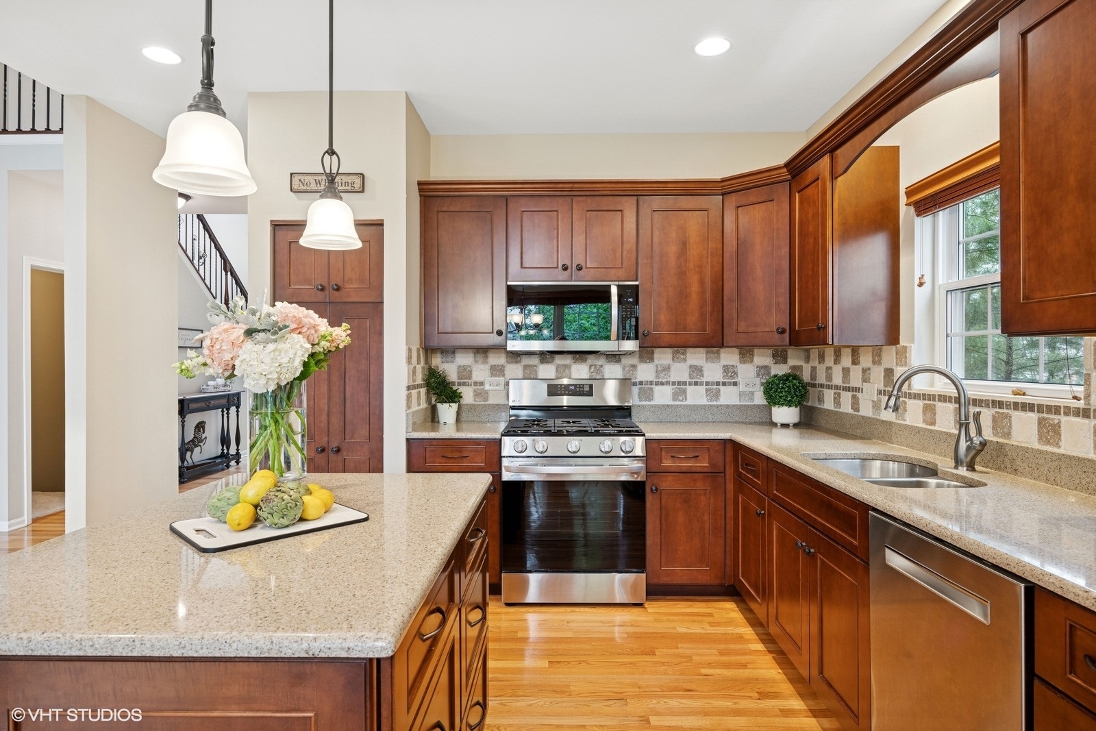 435 Revere Drive Property Photo 11