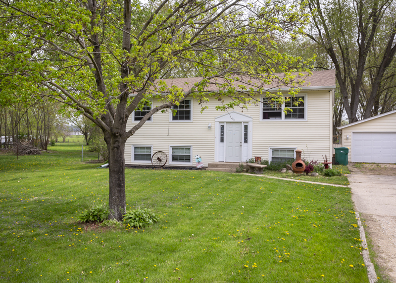 7912 Wagon Wheel Lane Property Photo 2