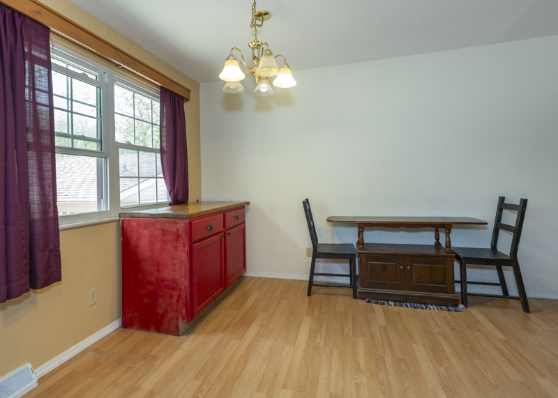 7912 Wagon Wheel Lane Property Photo 9