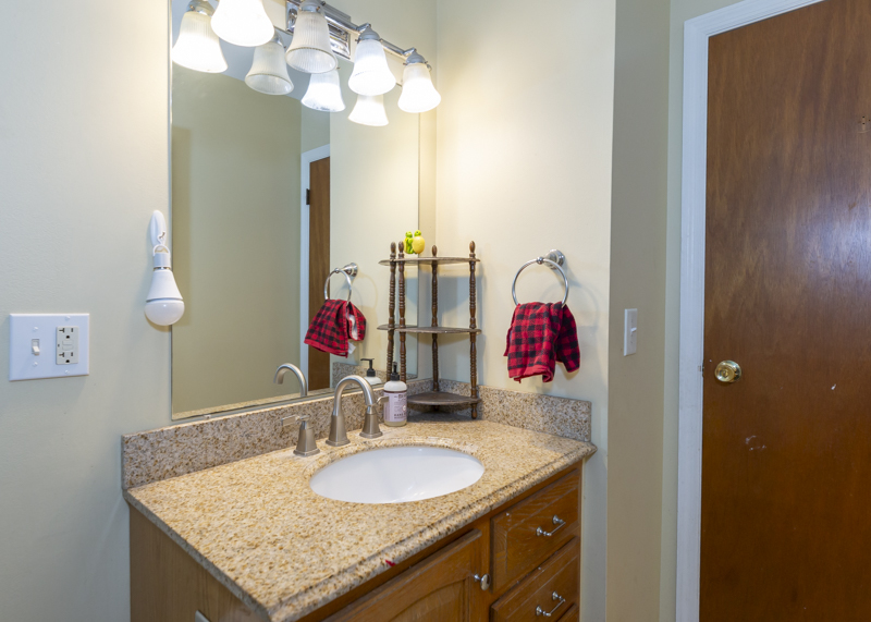 7912 Wagon Wheel Lane Property Photo 14