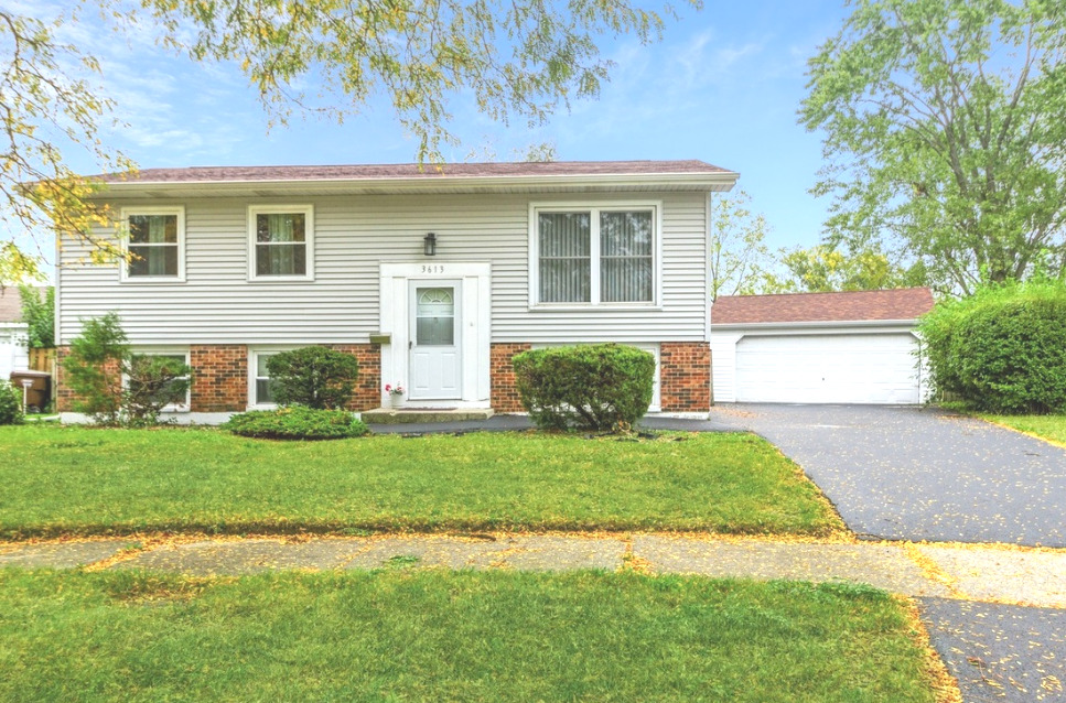 3613 Coventry Court Property Photo