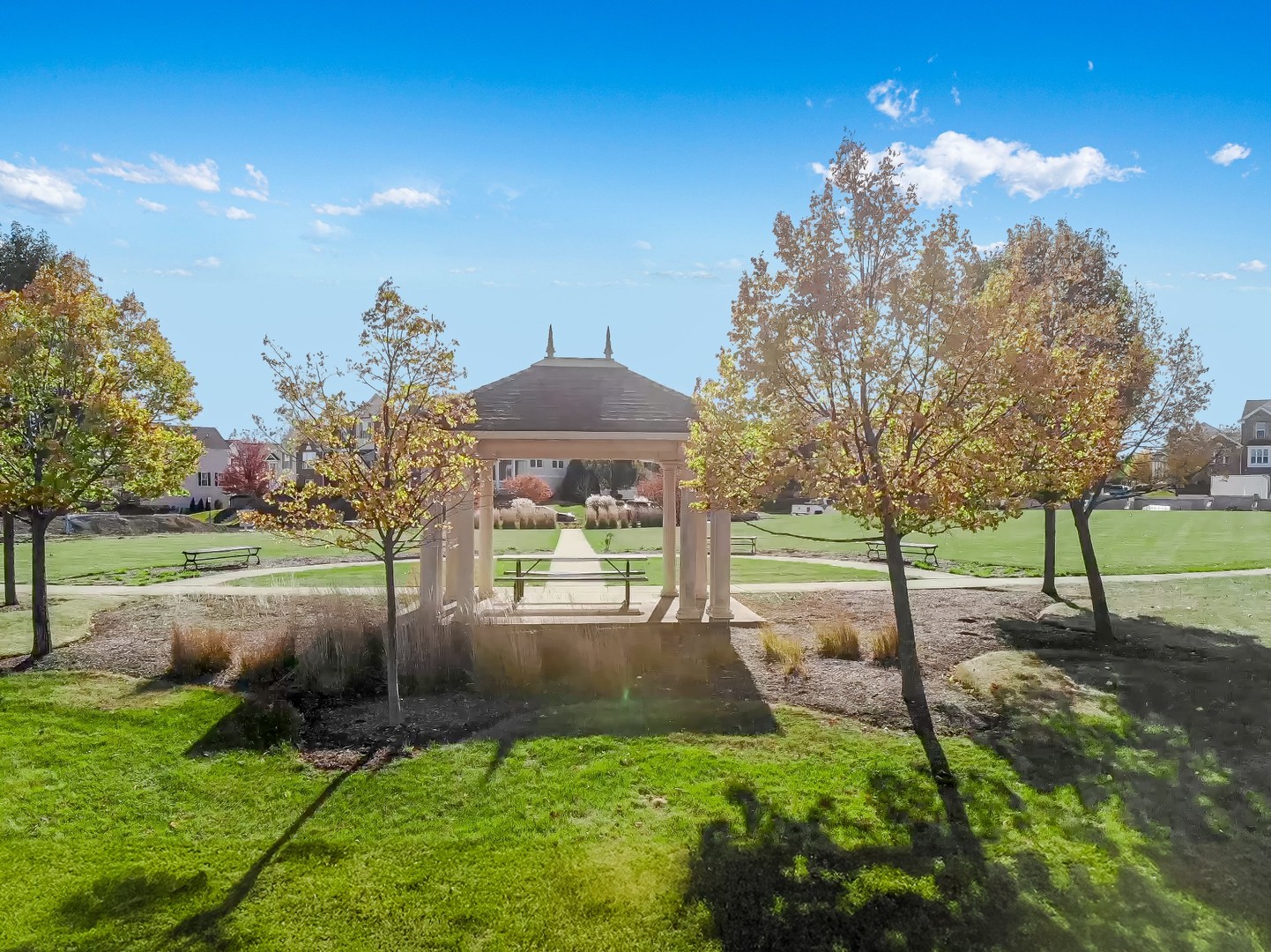 2107 Neubauer Cir Property Photo 5