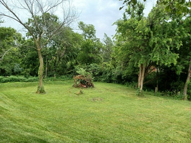 109 Creekside Drive Property Photo 2