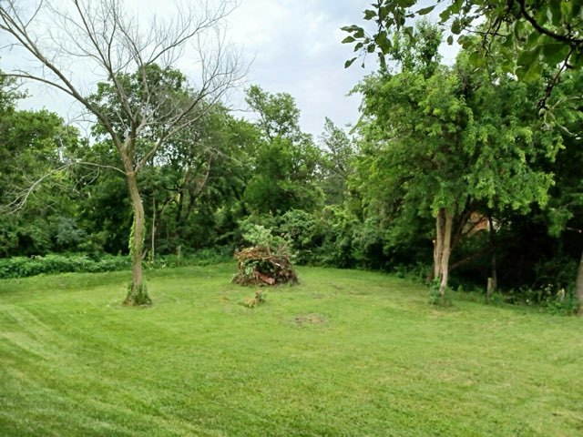 109 Creekside Drive Property Photo 6