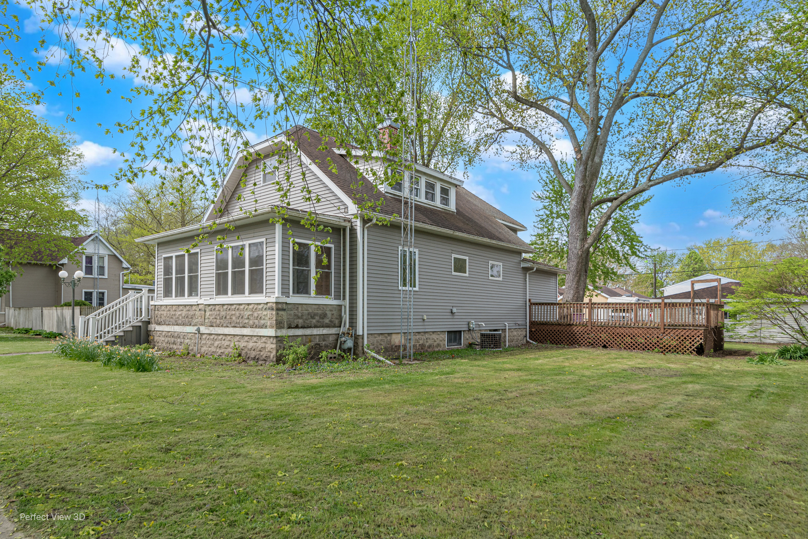 603 7th Street Property Photo 1