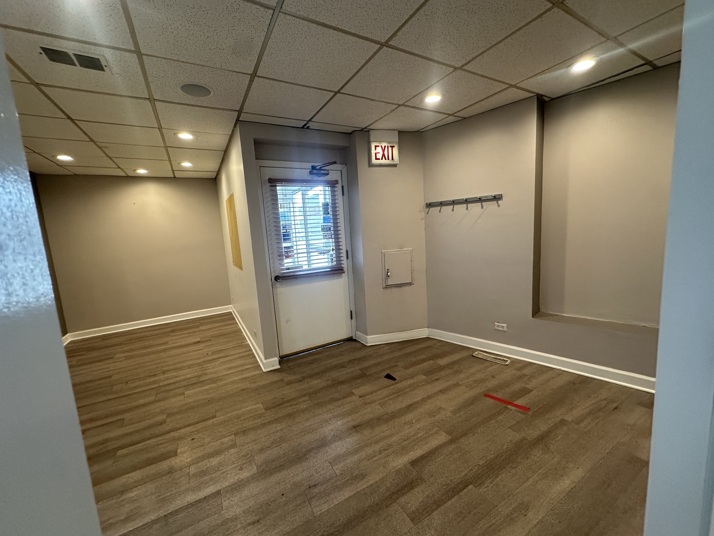 7156 W Higgins Avenue Property Photo 10
