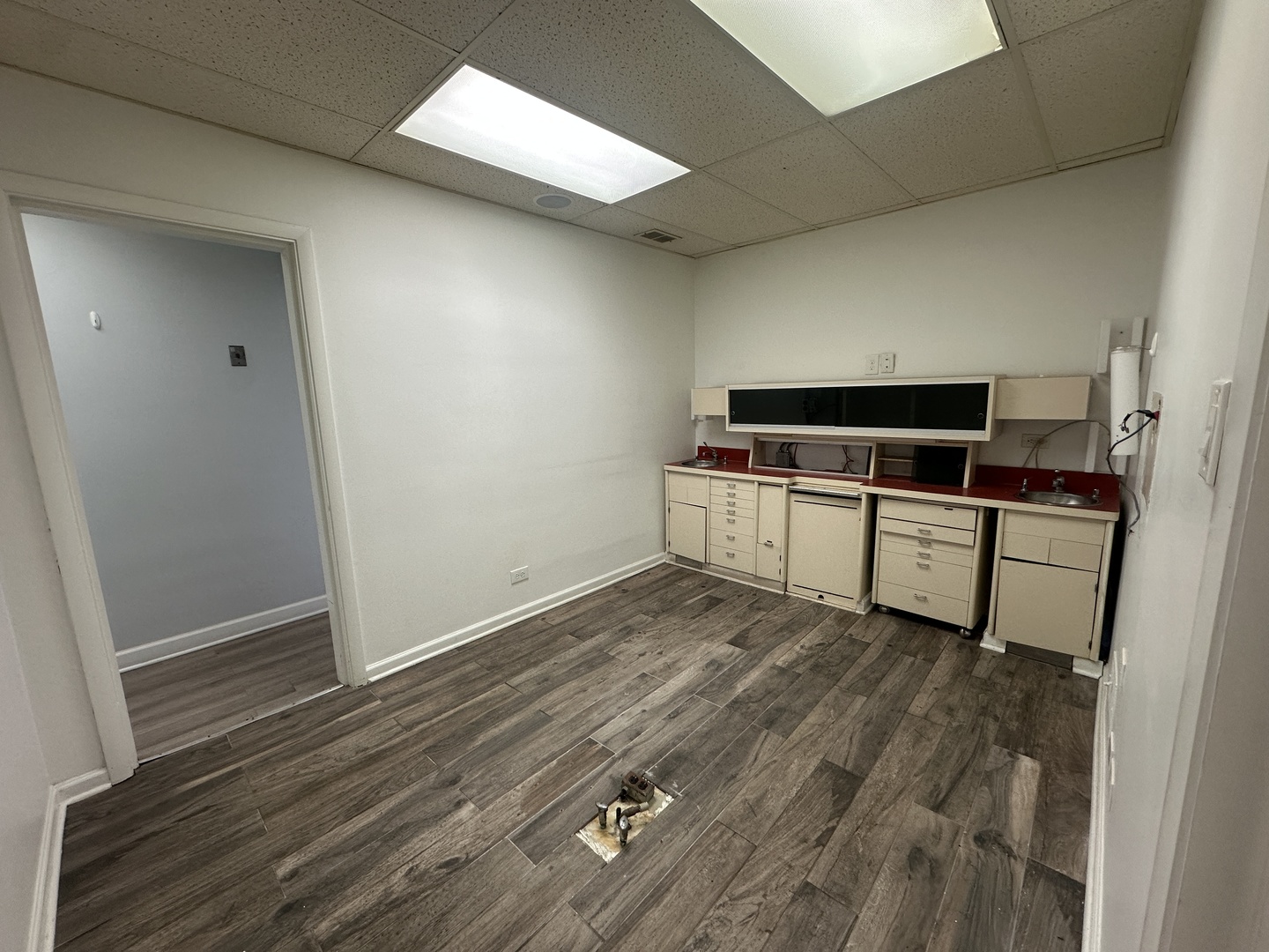 7156 W Higgins Avenue Property Photo 16
