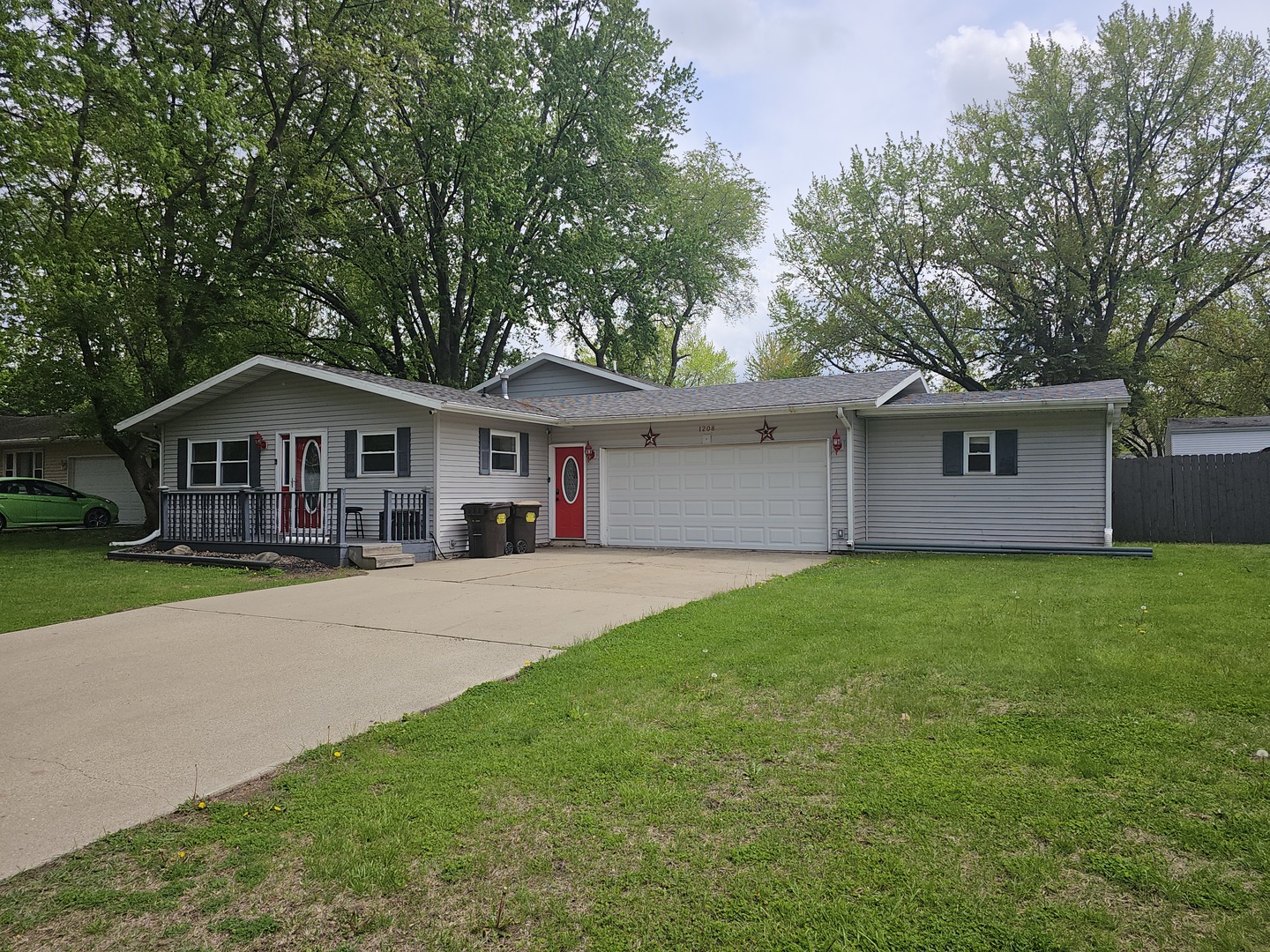 1208 Minkel Street Property Photo
