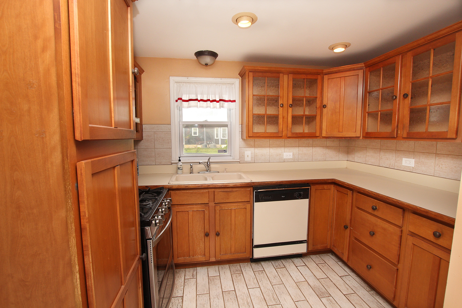 6511 174th Street Property Photo 8