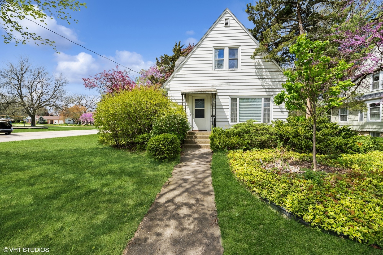 131 Alma Street Property Photo