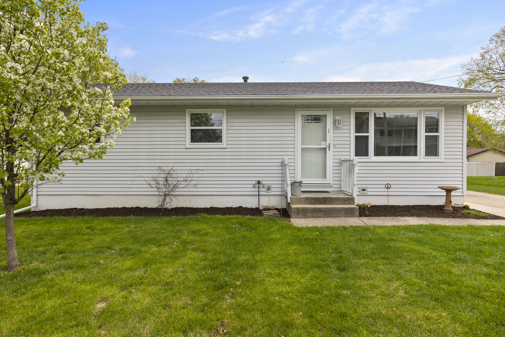 1504 Whitney Boulevard Property Photo