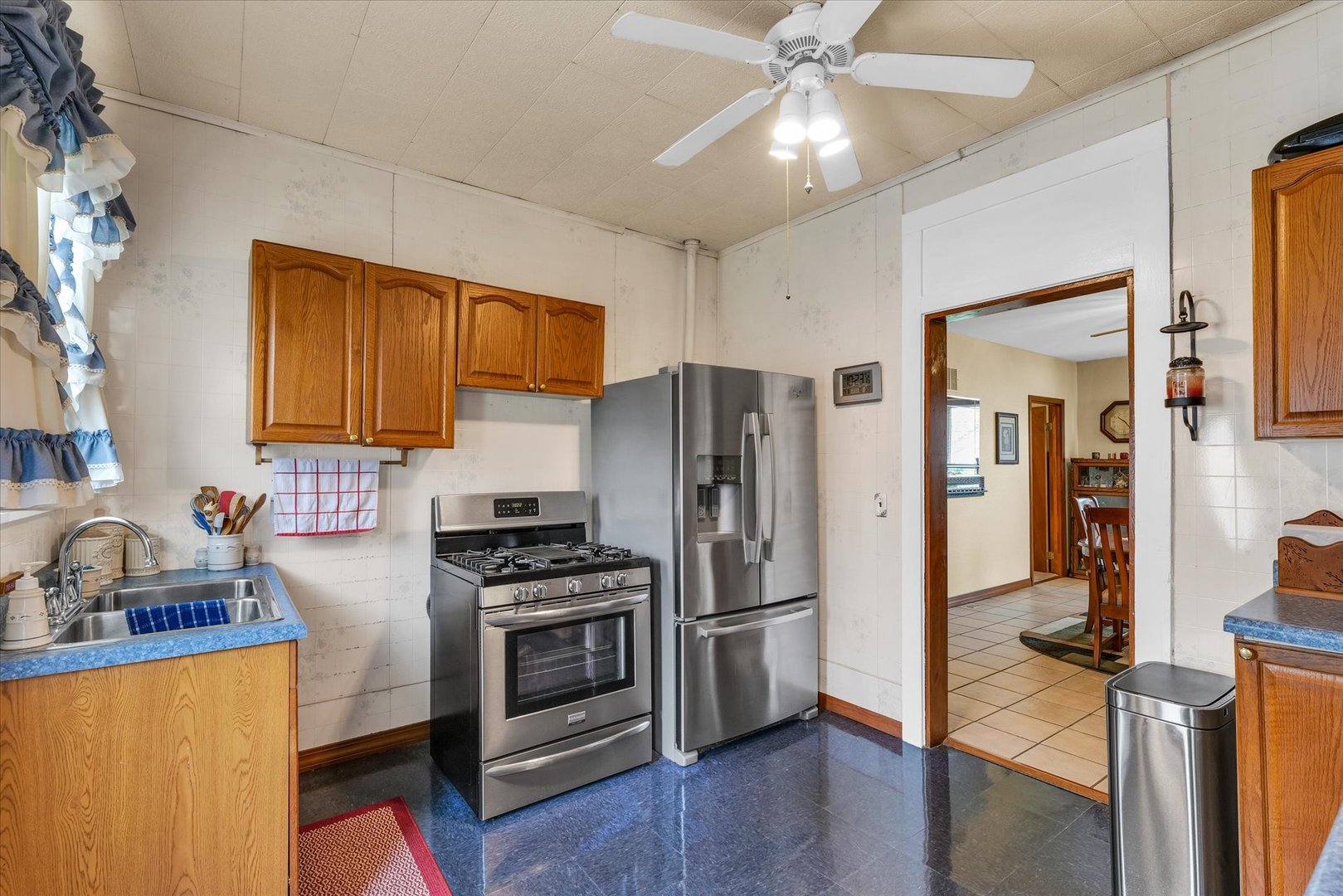 307 W Yates Street Property Photo 15