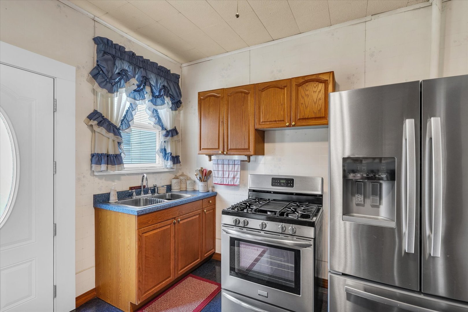 307 W Yates Street Property Photo 16