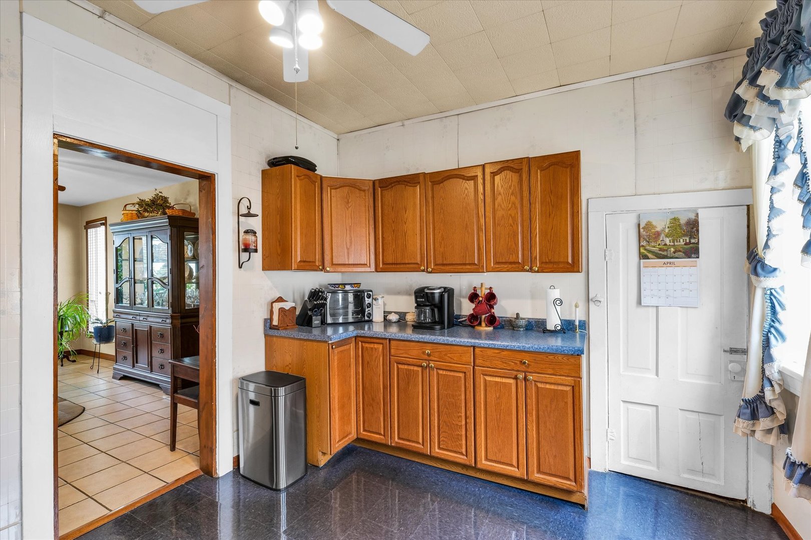 307 W Yates Street Property Photo 17