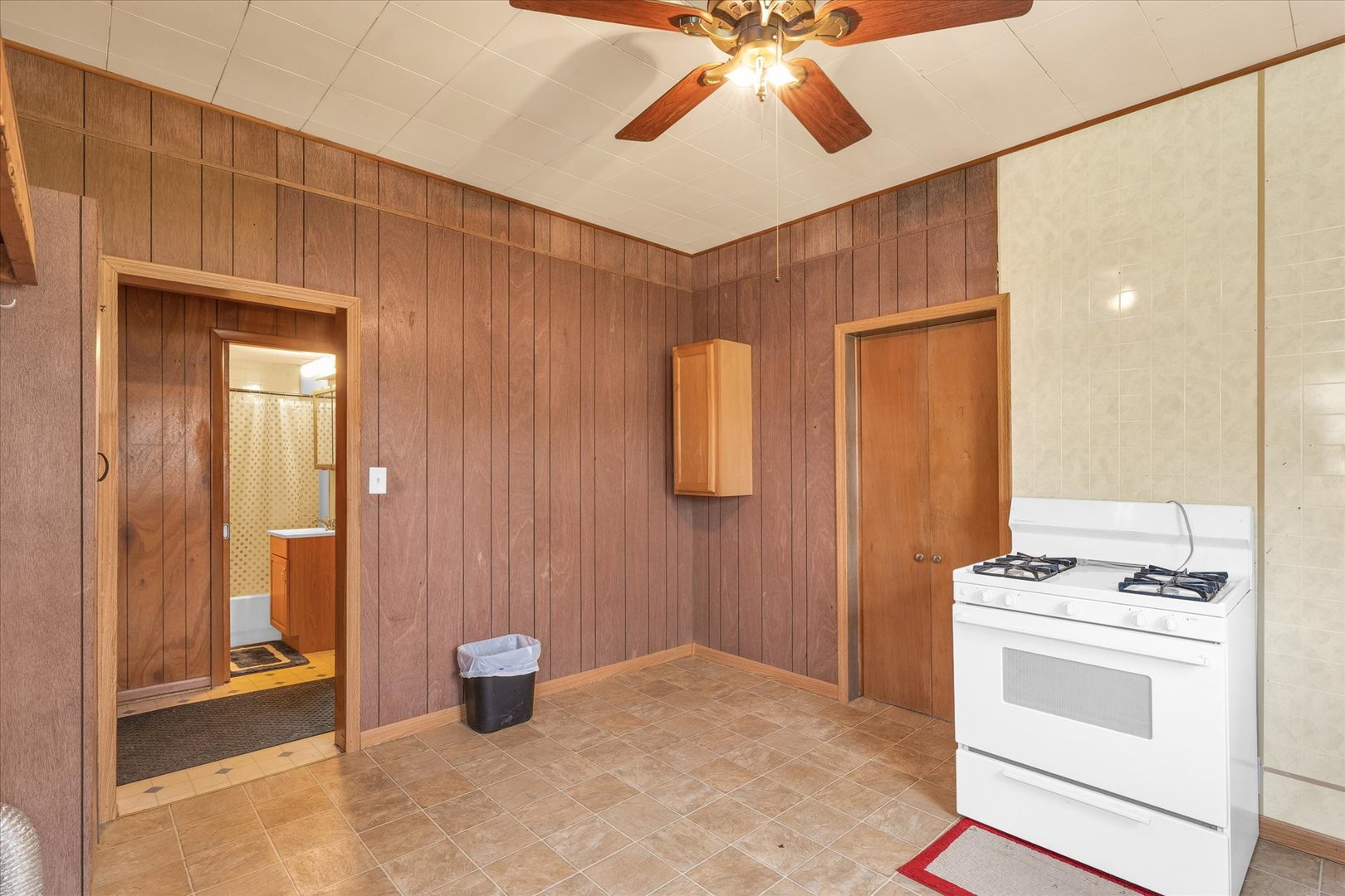 307 W Yates Street Property Photo 35