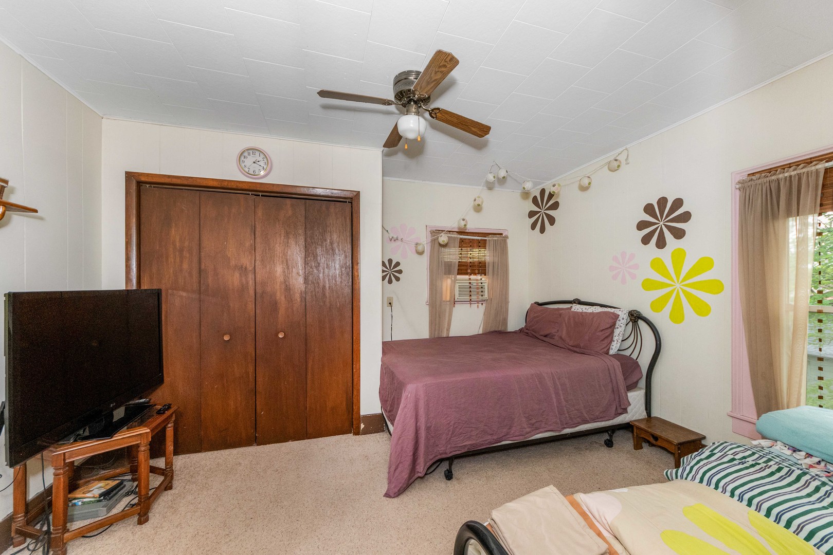 715 Locust Street Property Photo 22